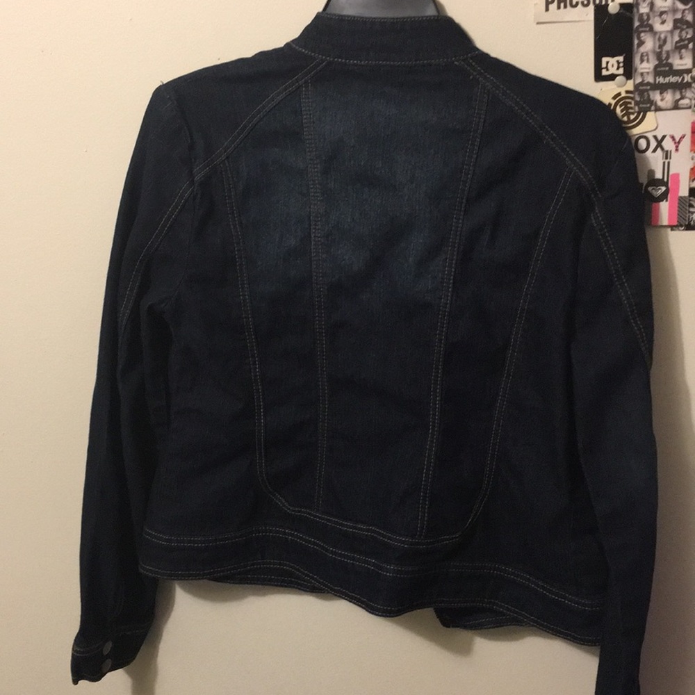 Jacket - Picture 2 of 3